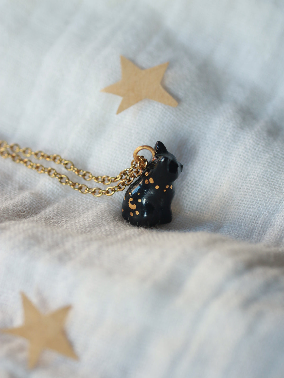 Black cat necklace