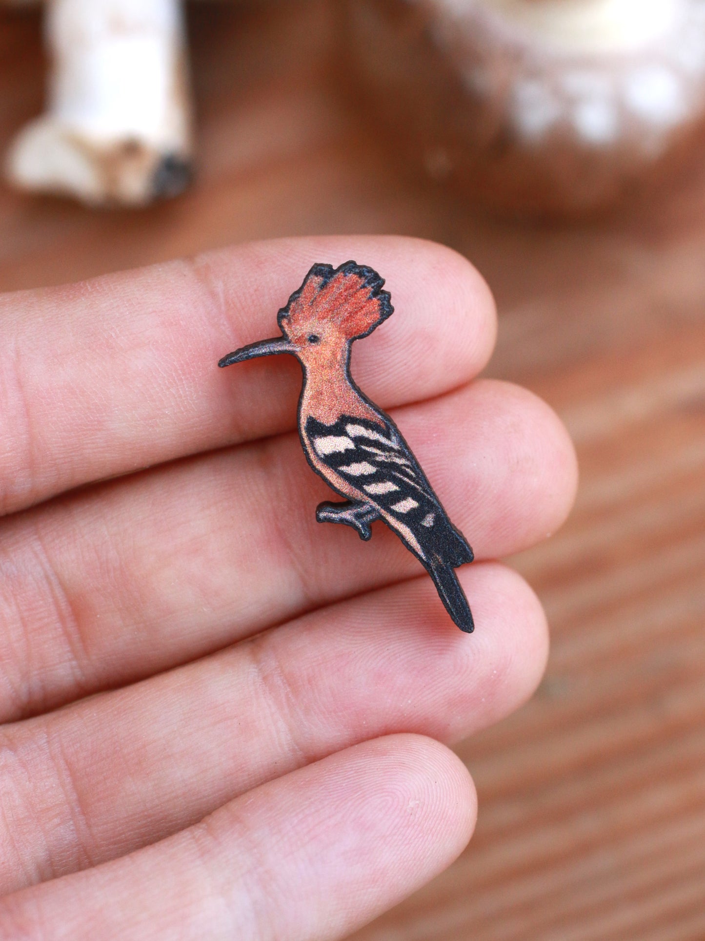 Hoopoe pin - wooden bird pin