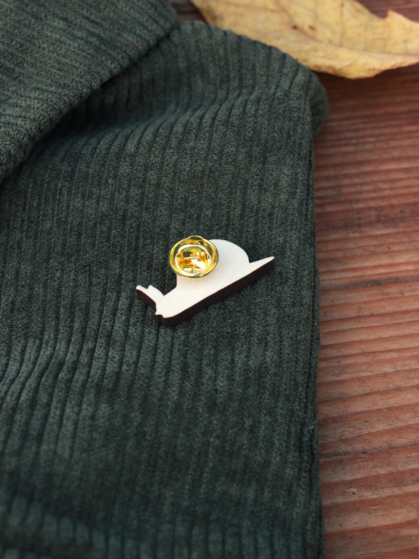 Snail pin - wooden snail brooch