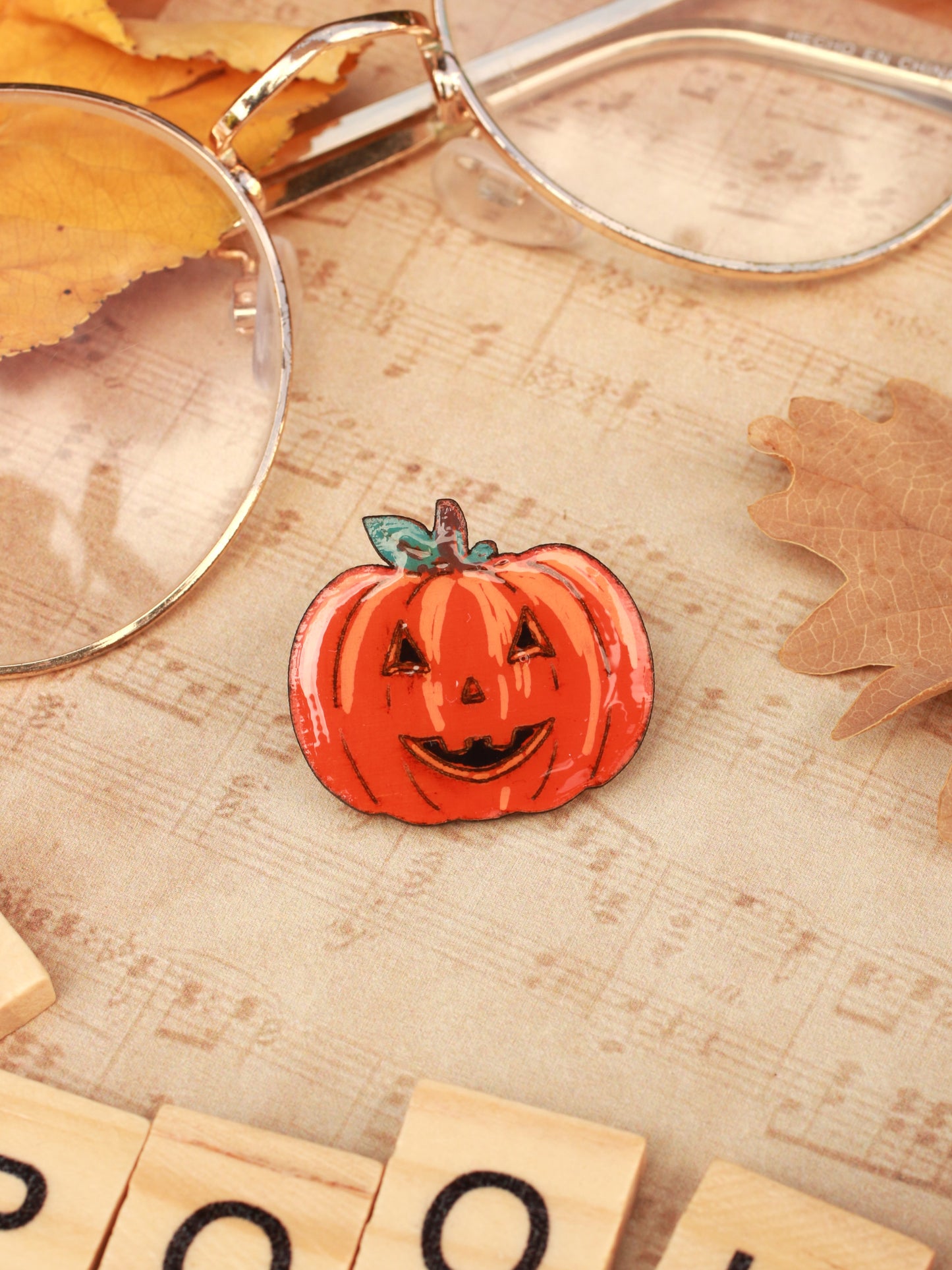 Jack'o lantern pumpkin pin