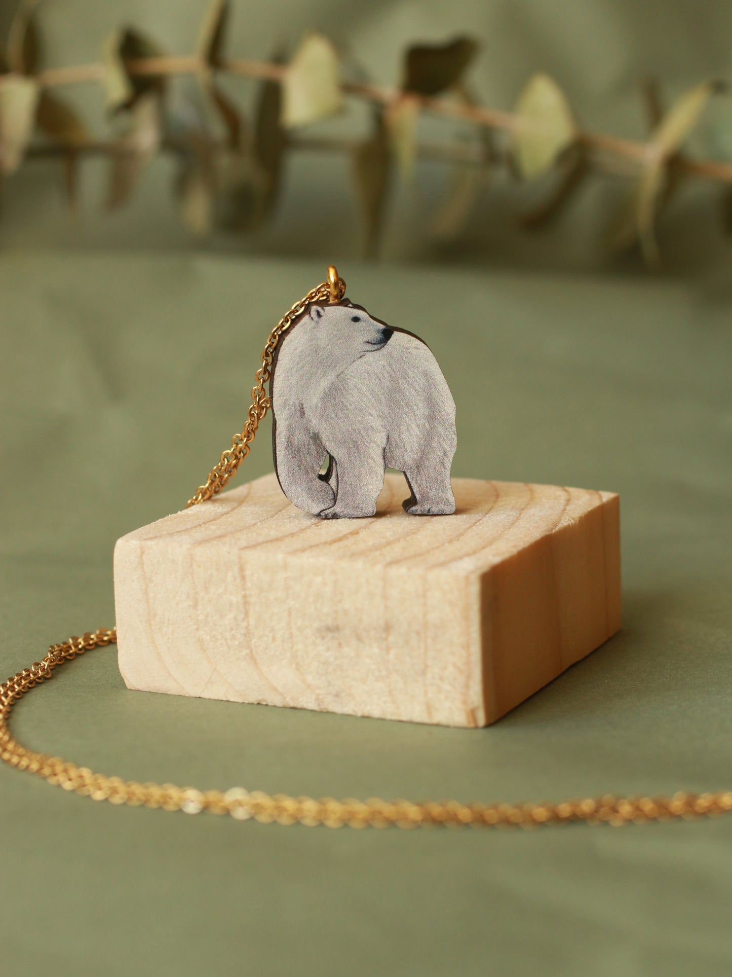 Polar bear necklace