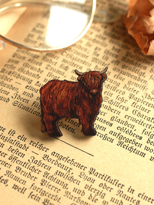 Highland cow pin - Wooden highland cow brooch