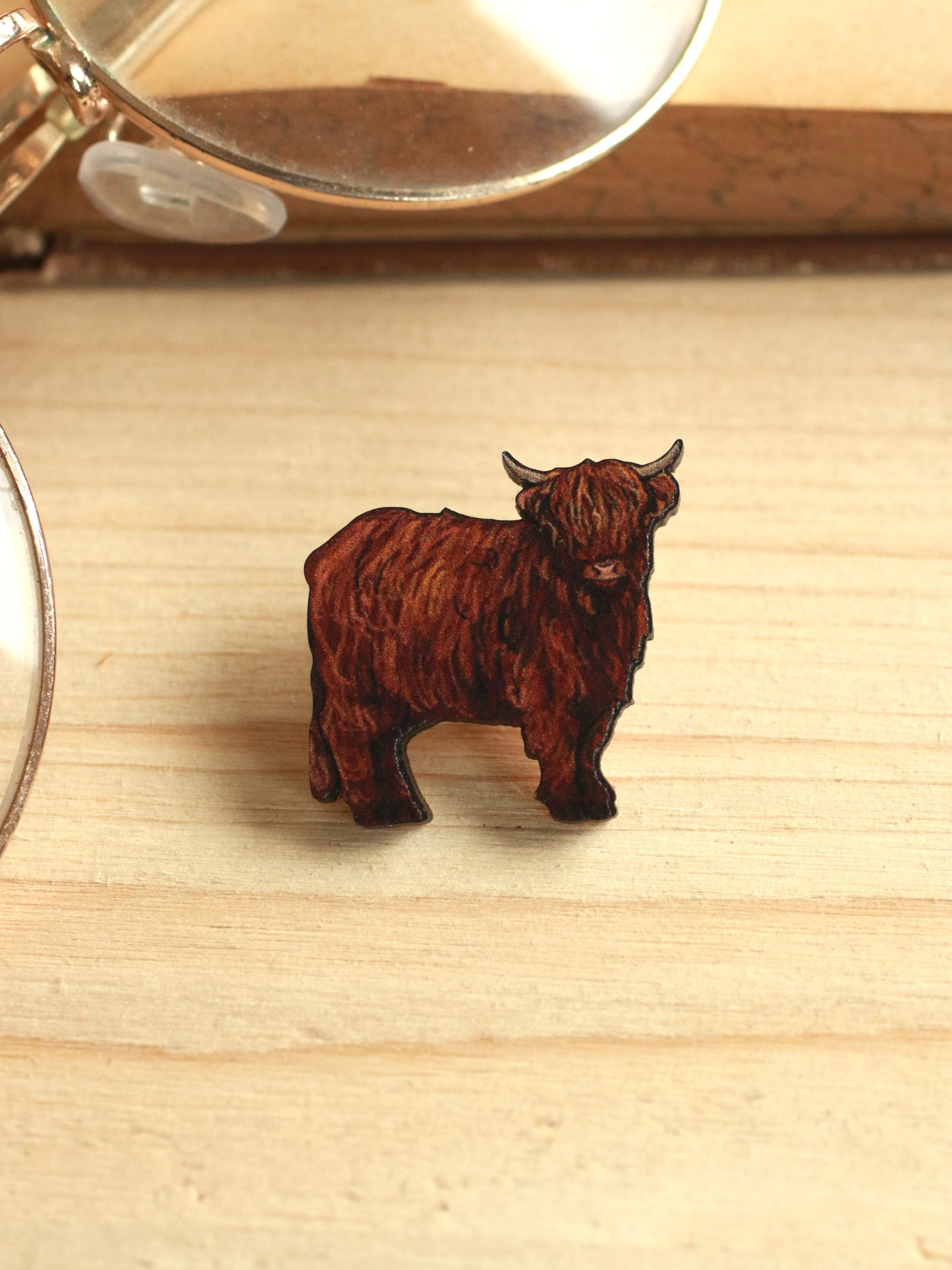 Highland cow pin - Wooden highland cow brooch