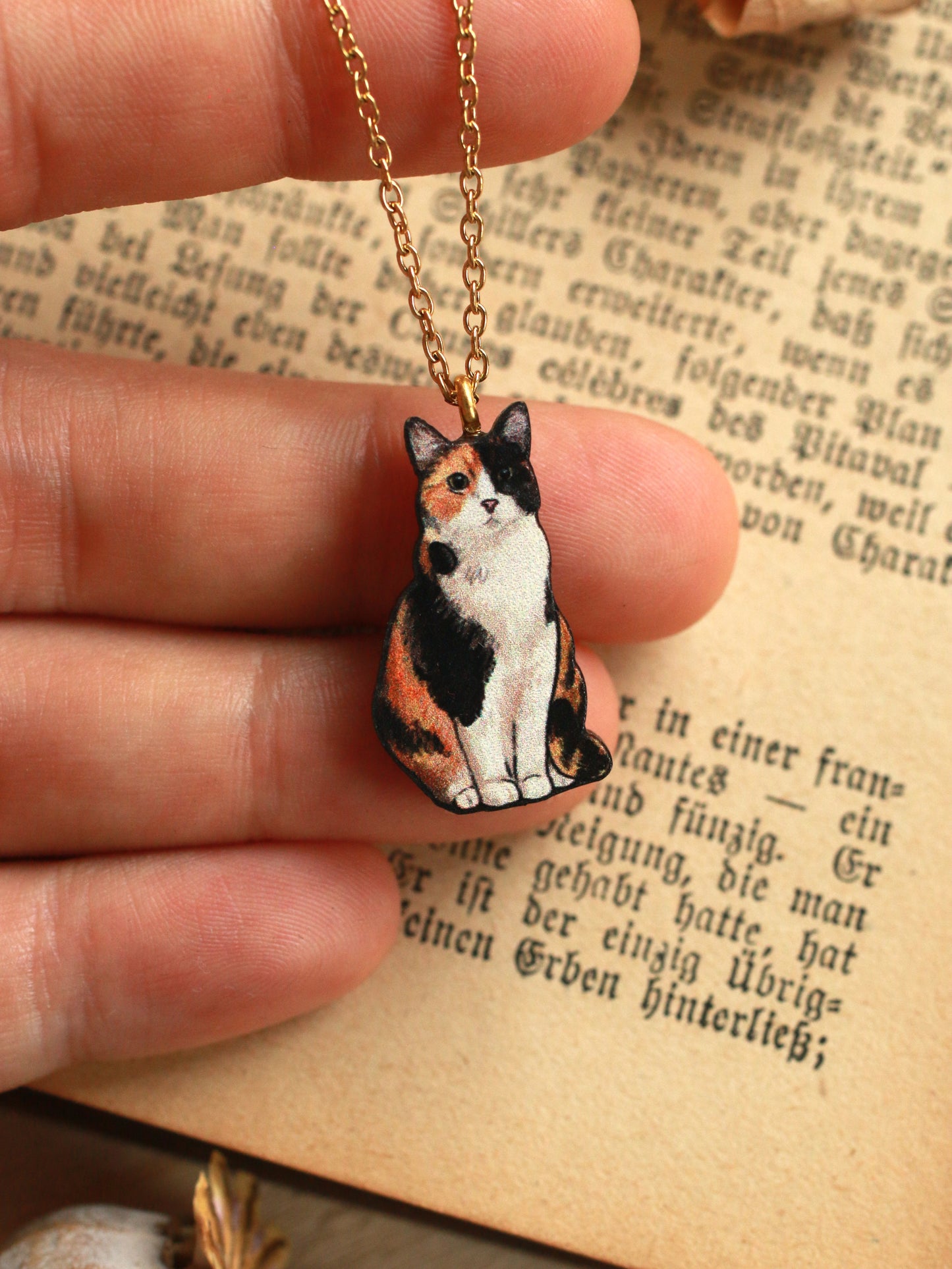 Calico cat necklace