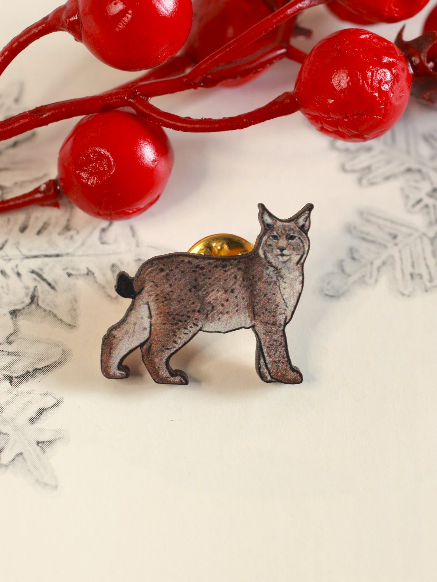 Lynx pin - wooden lynx brooch