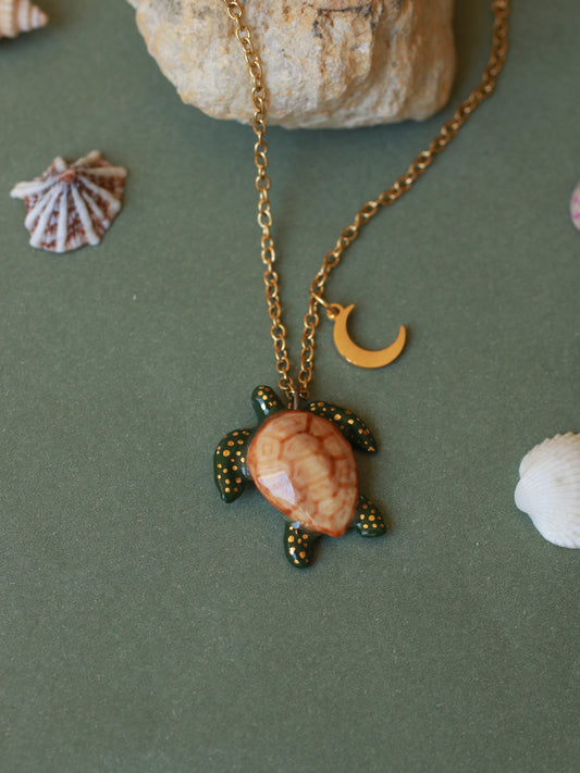 Dark green sea turtle necklace