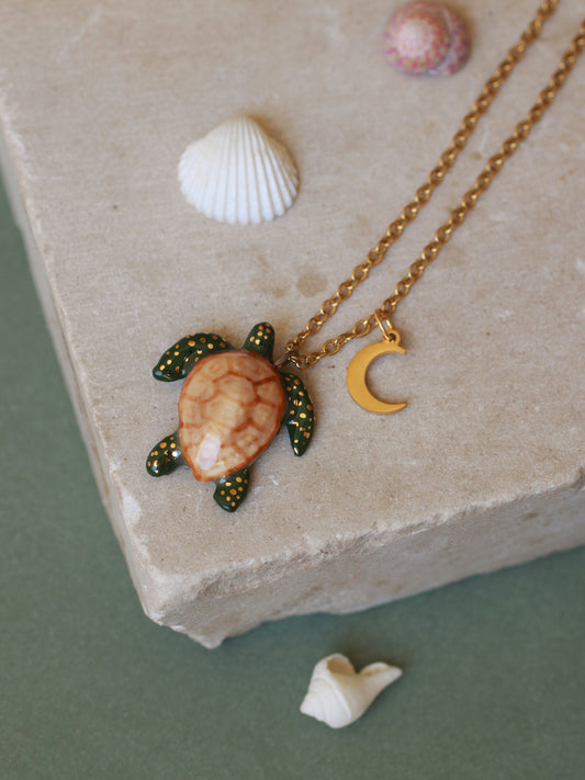 Dark green sea turtle necklace