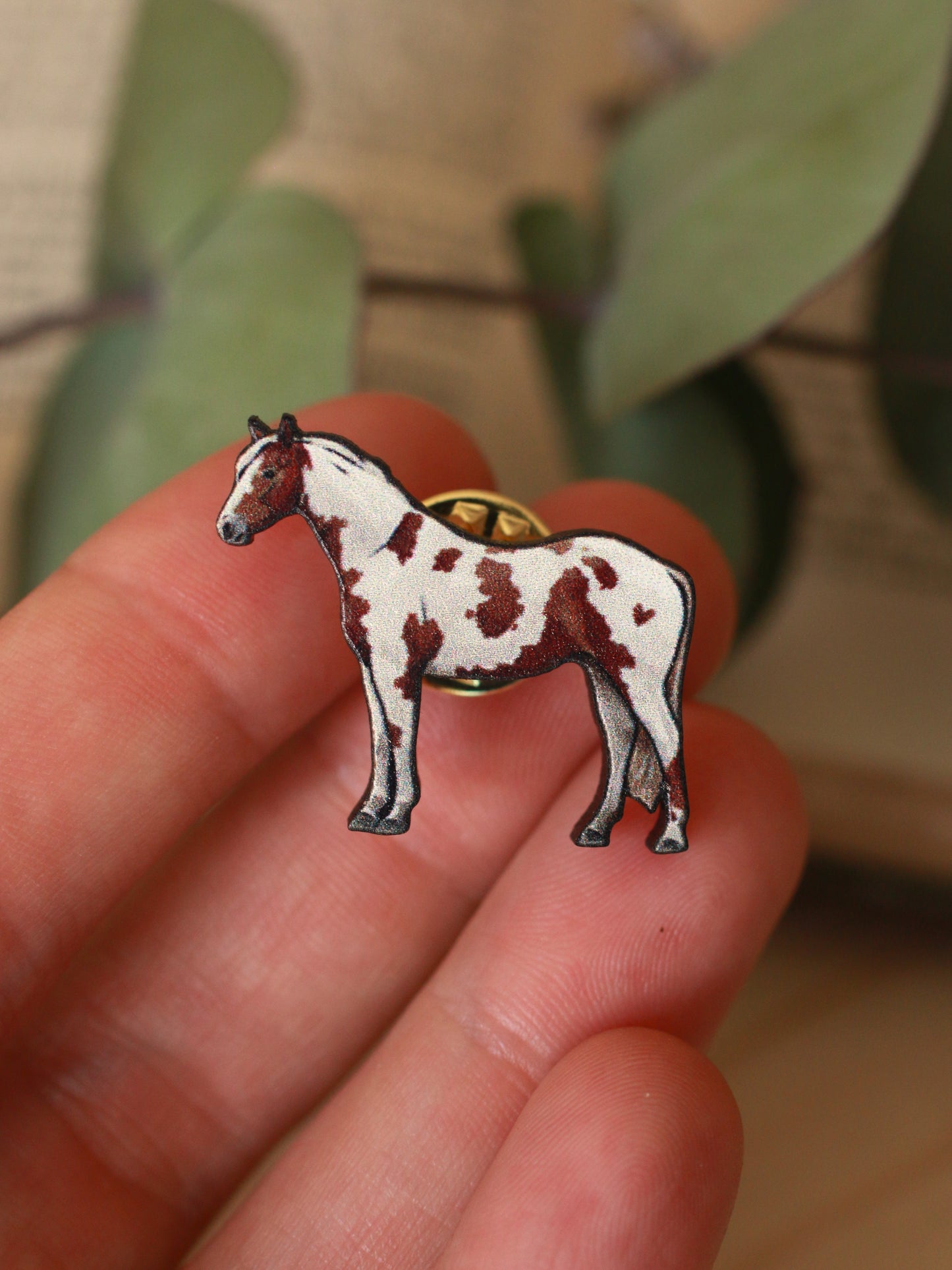 Pinto horse pin - Wooden horse brooch