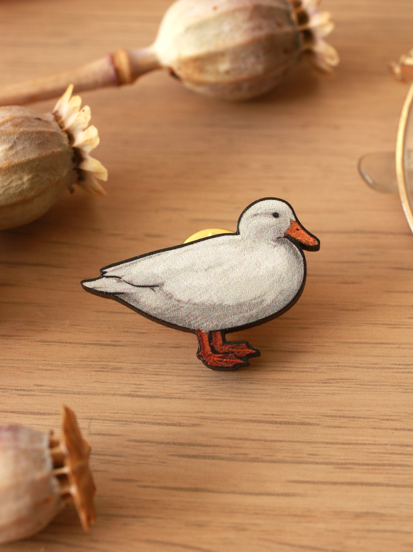 White duck pin