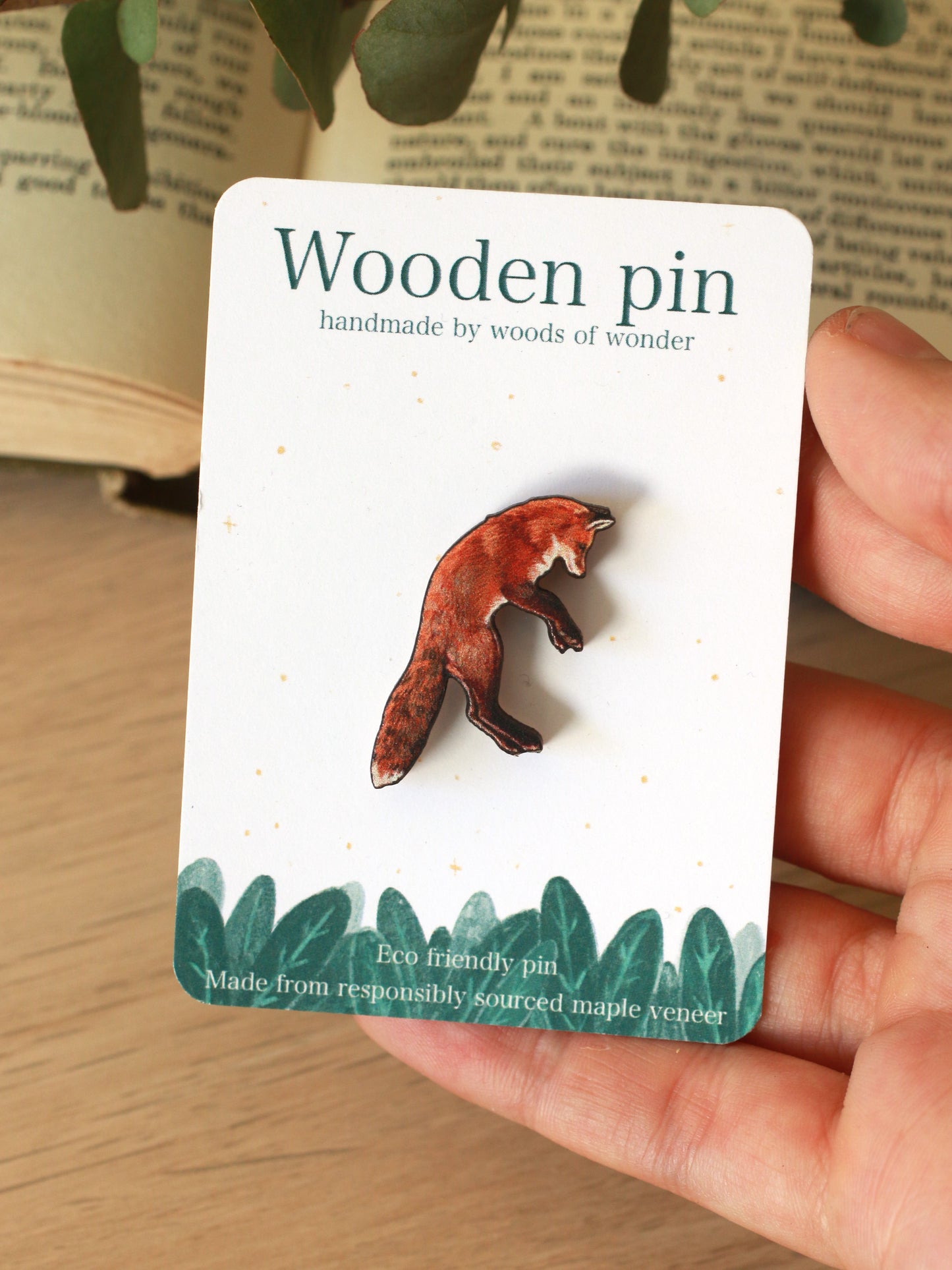 Jumping fox wooden pin