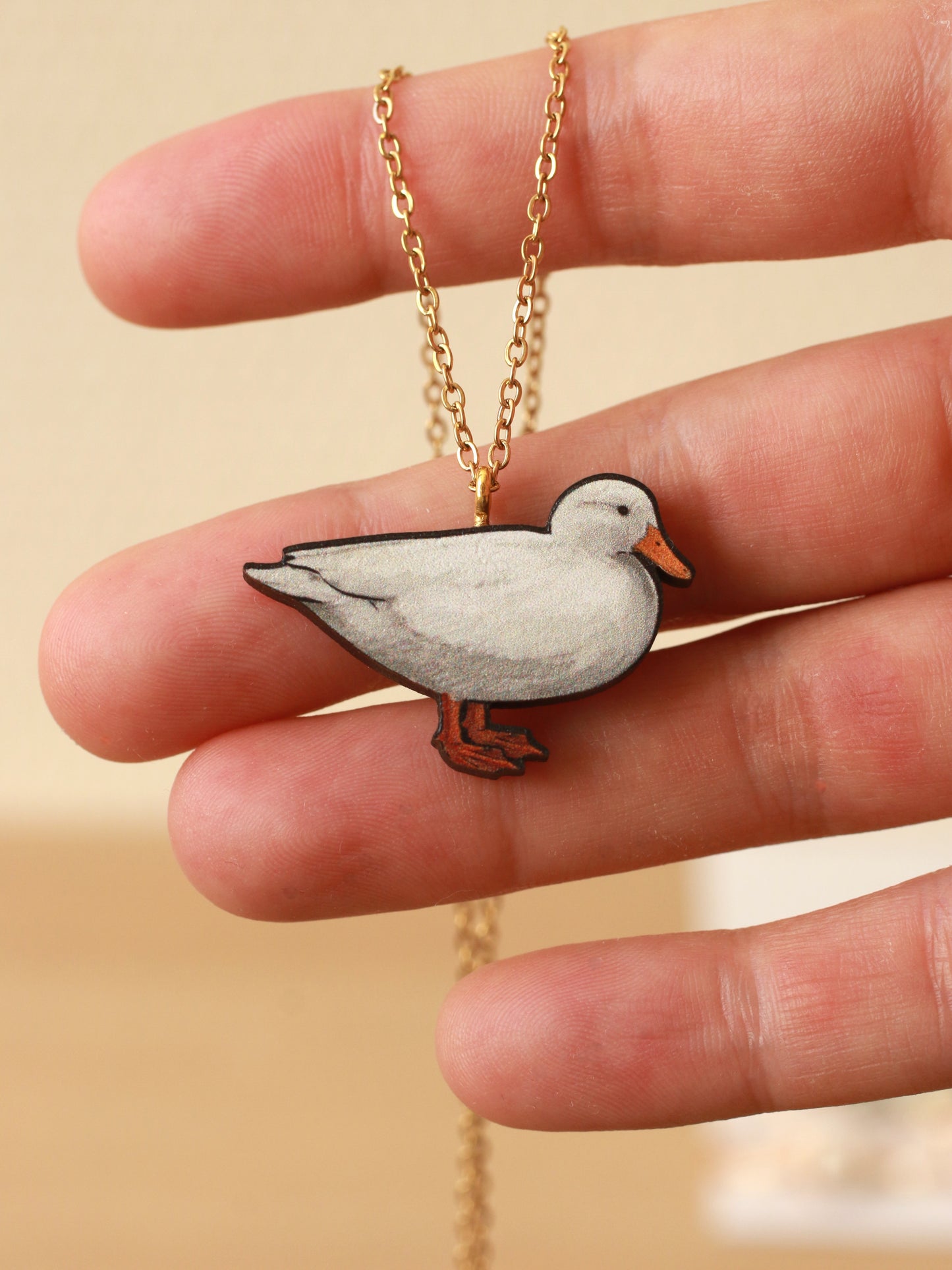 White duck necklace