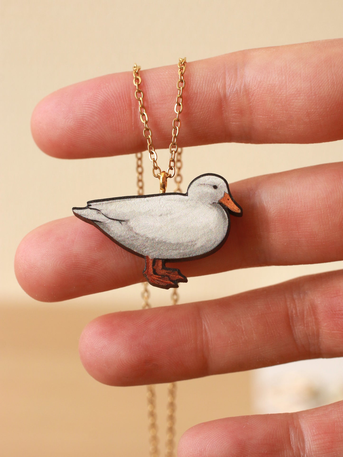 White duck necklace