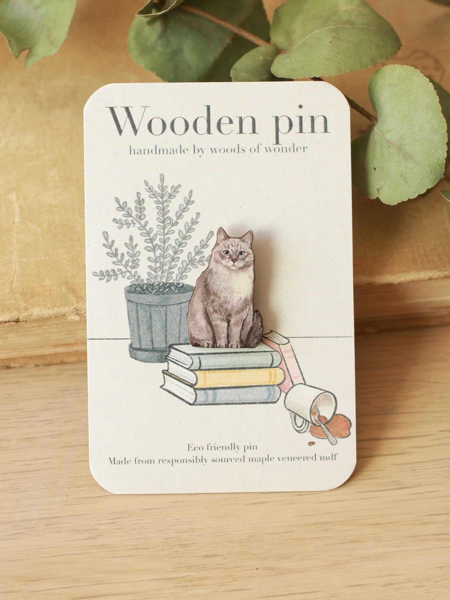 Siberian cat pin - wooden pin