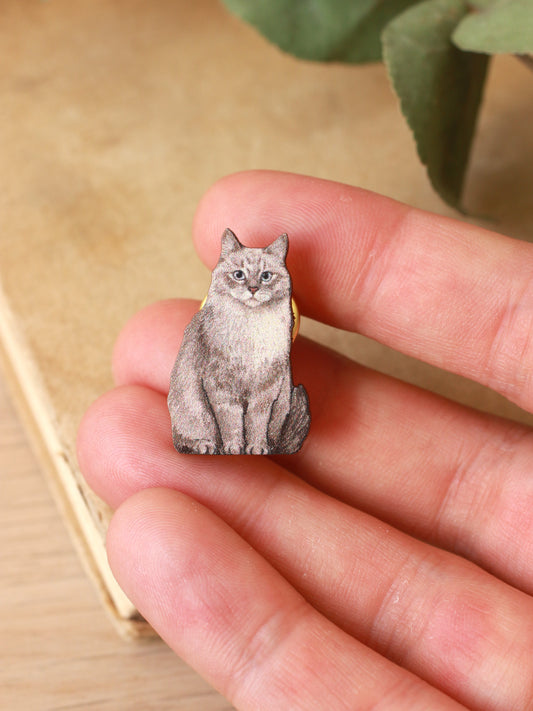 Siberian cat pin - wooden pin