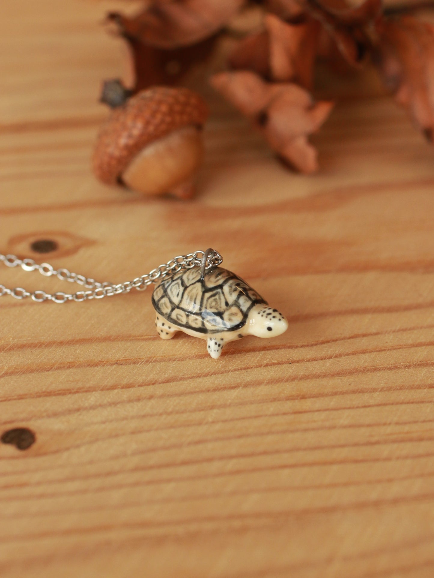 Tortoise necklace