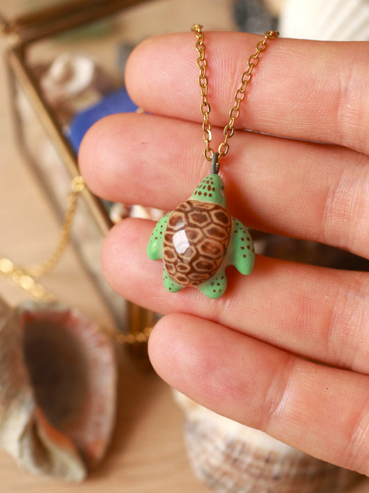 Ceramic green sea turtle necklace