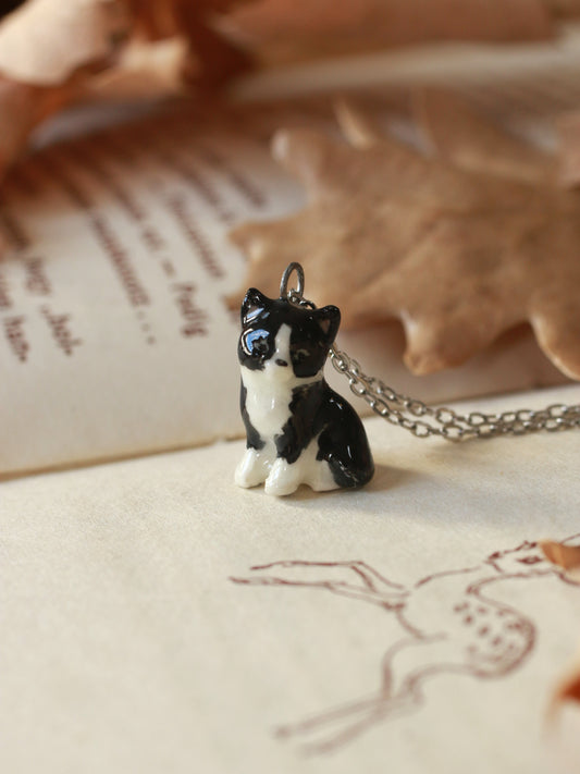 Tuxedo cat necklace