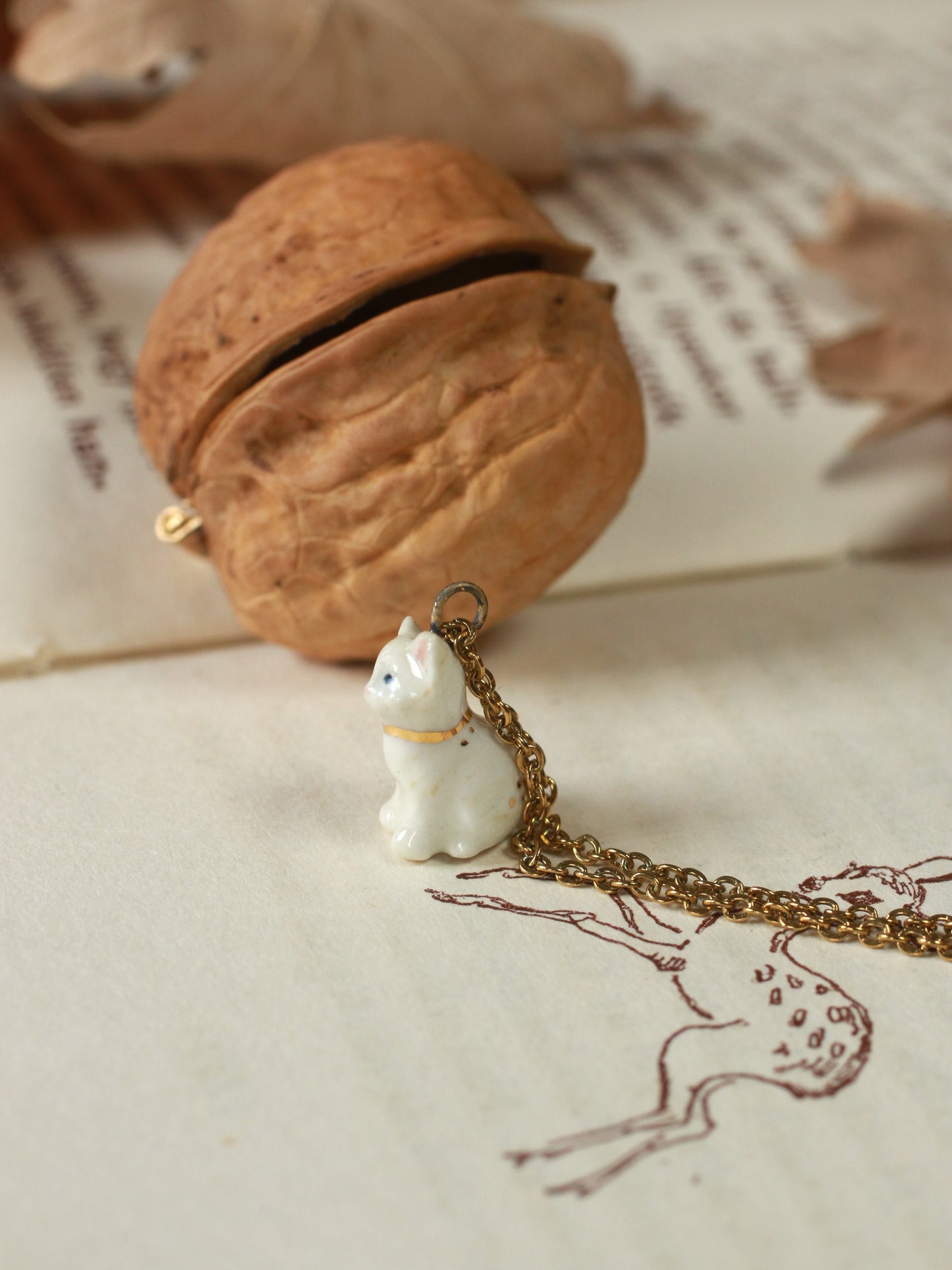 Kitten necklace in a walnut box