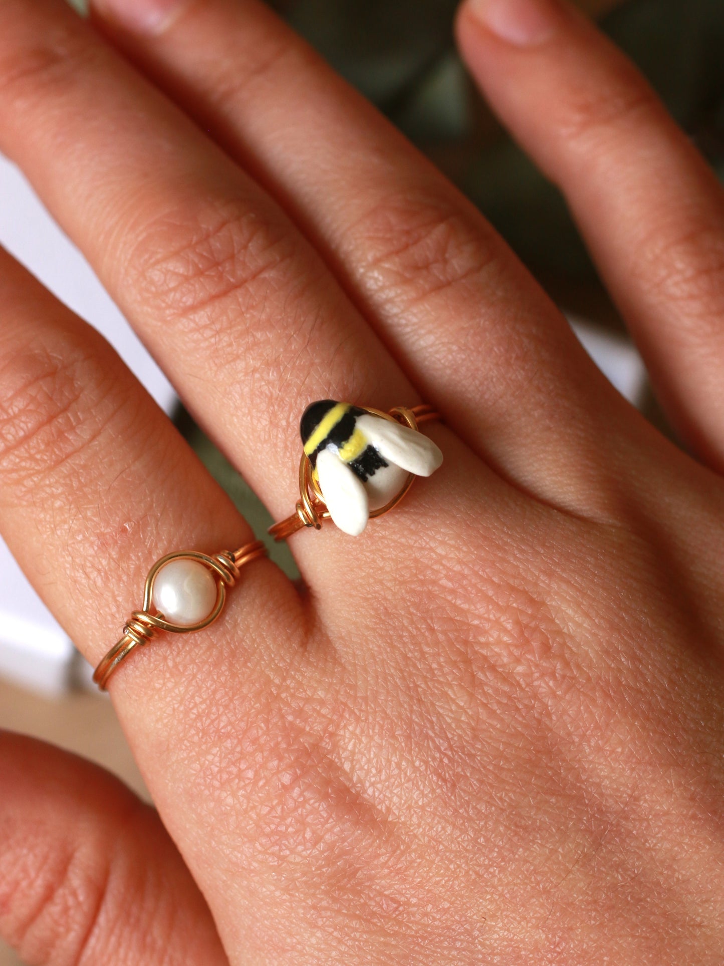 Bee ring - gold plated stainless steel wire ring