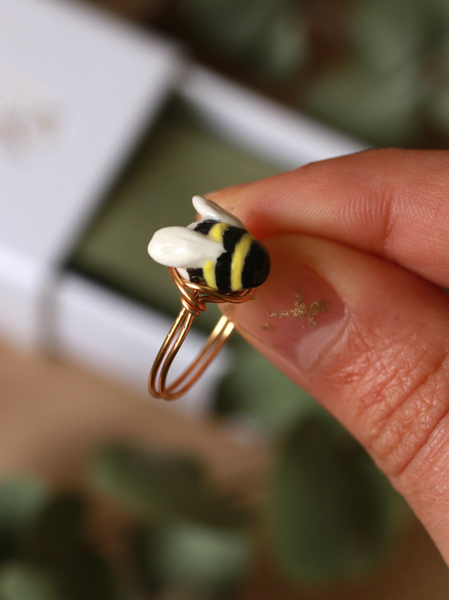 Bee ring - gold plated stainless steel wire ring