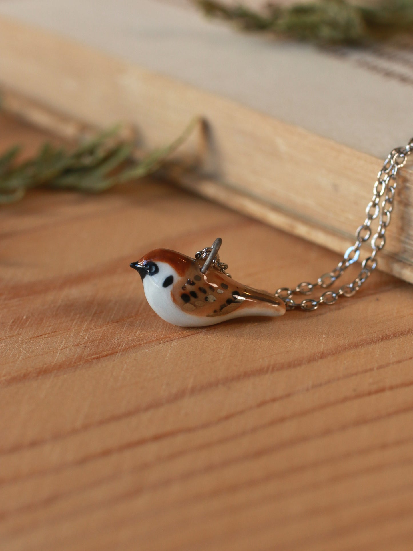 Sparrow necklace