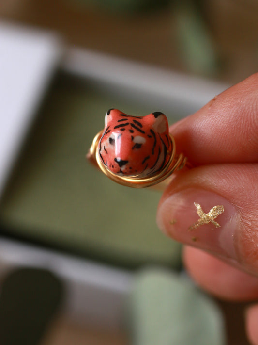 Tiger ring - gold plated stainless steel wire ring