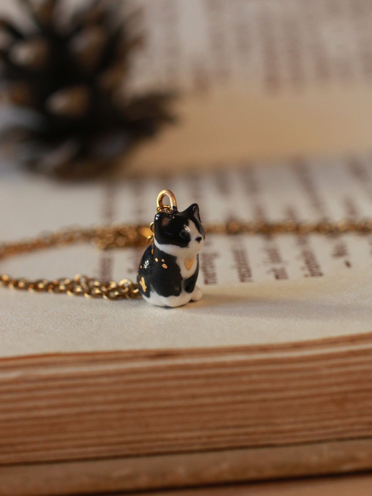 Tuxedo cat necklace
