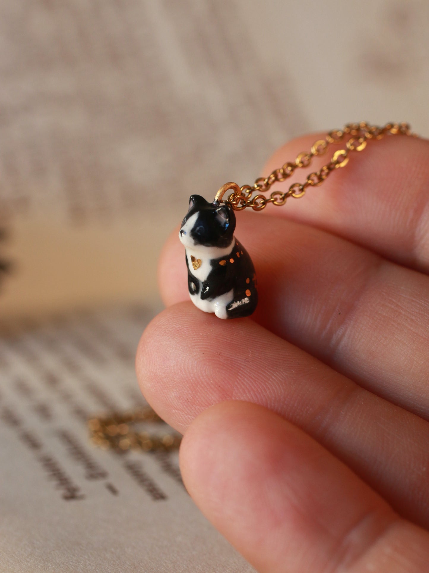 Tuxedo cat necklace