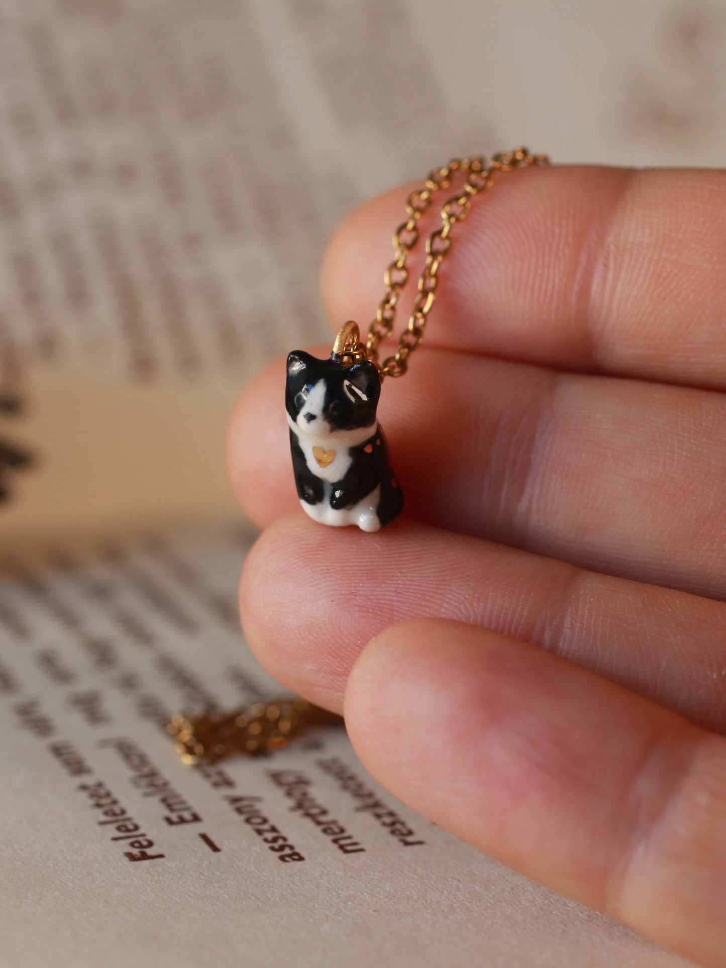 Tuxedo cat necklace