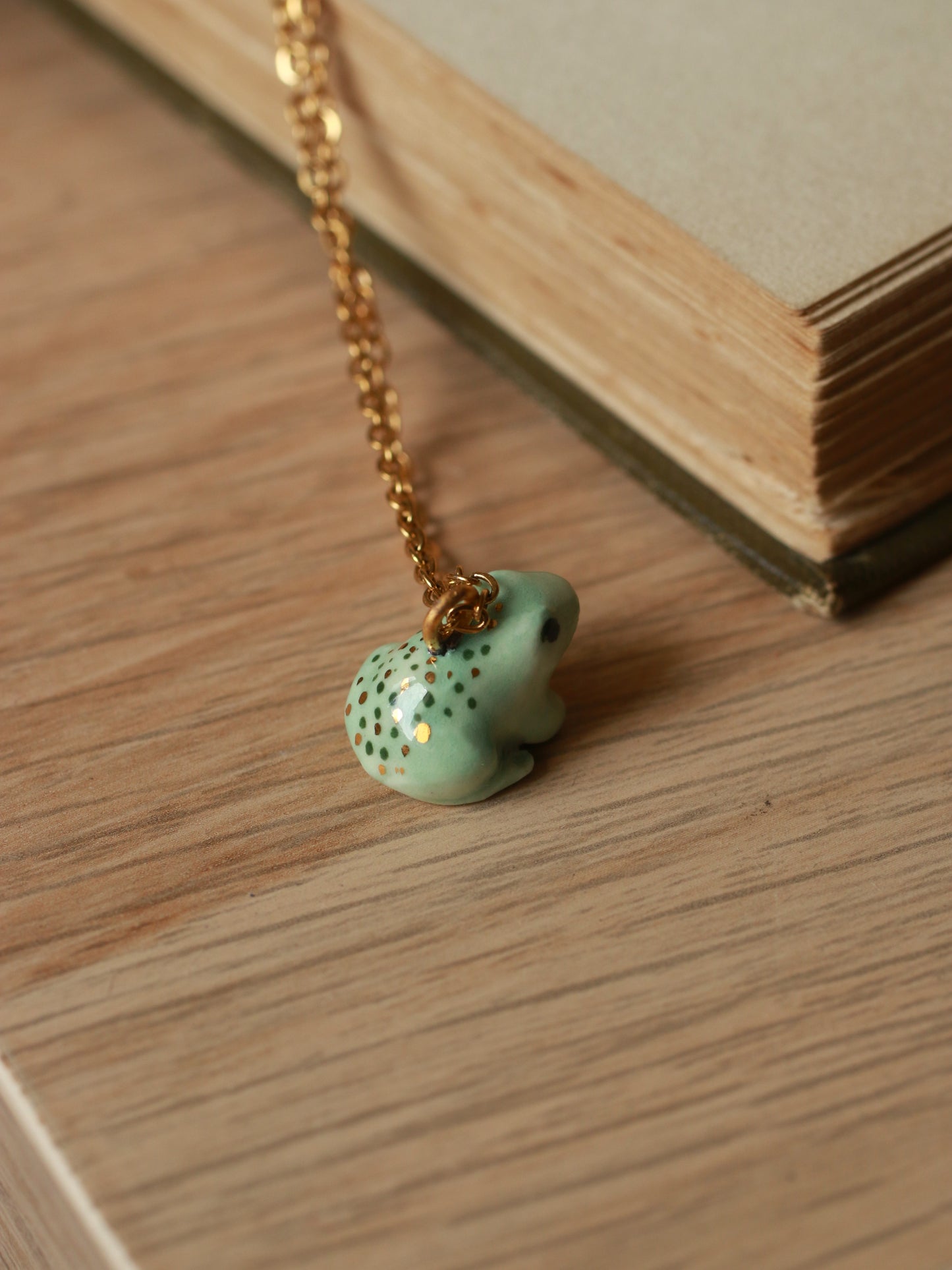 Frog necklace - 22k gold details