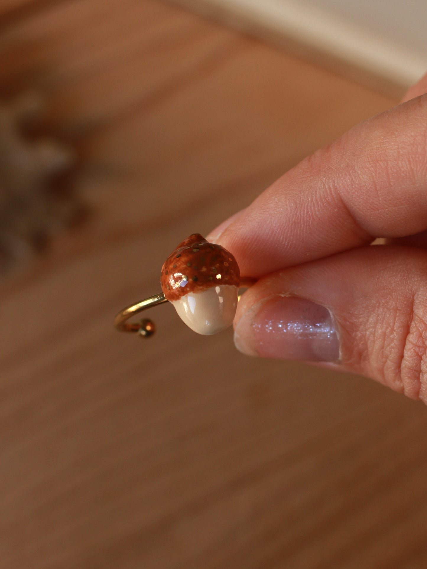 Acorn ring