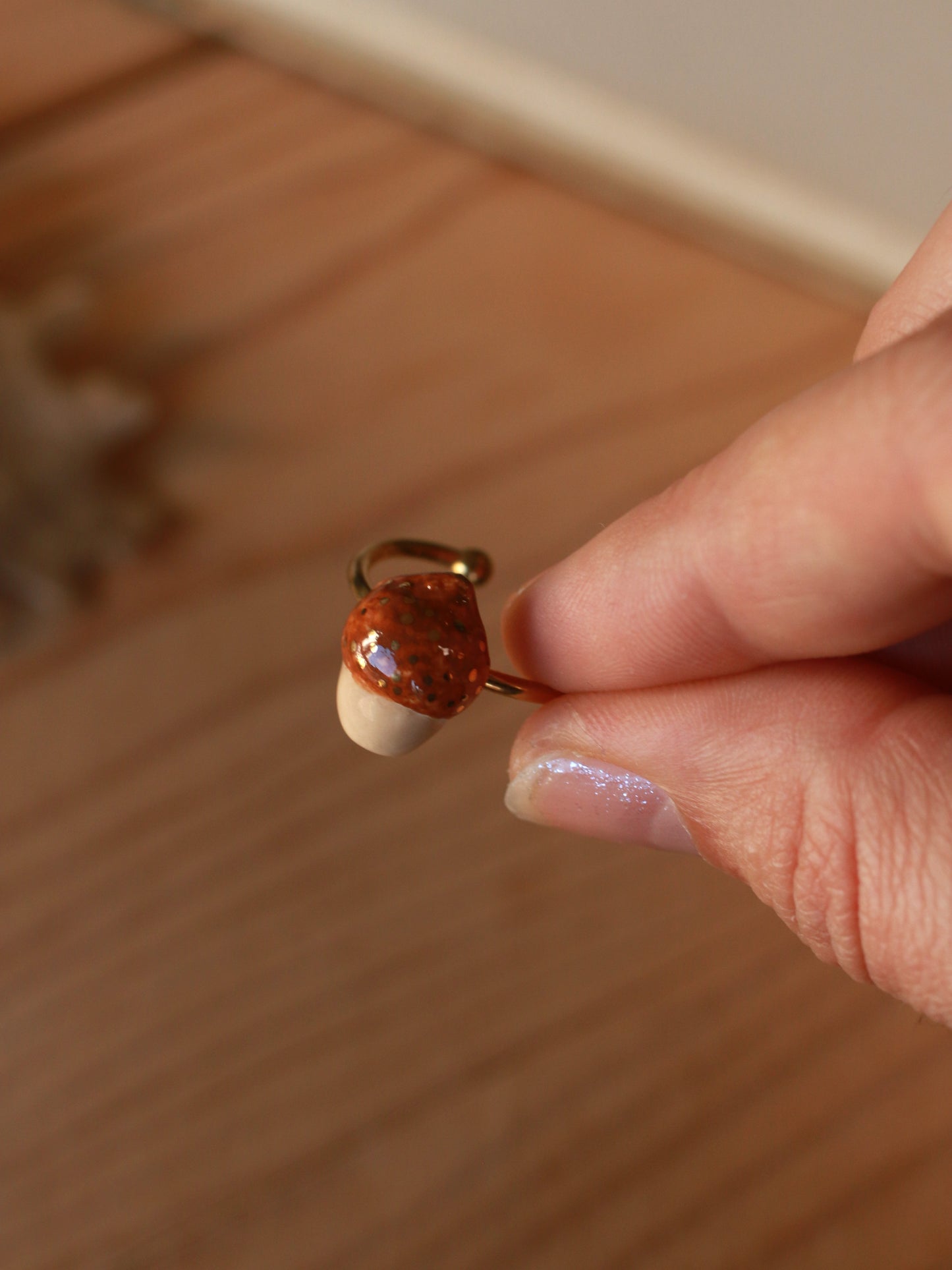 Acorn ring