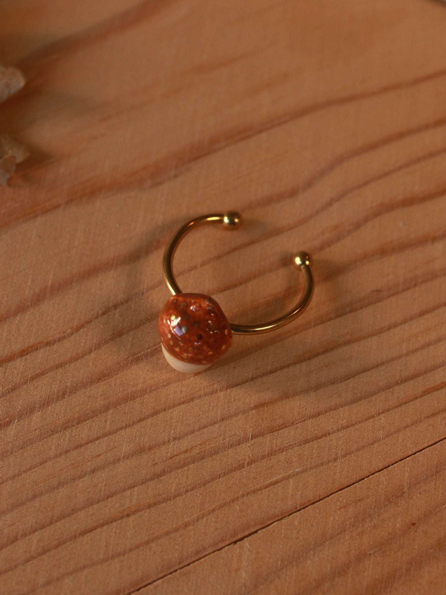 Acorn ring