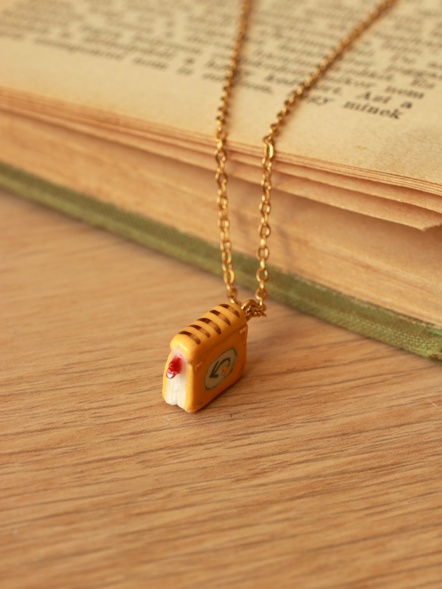 Flower book necklace - Yellow book