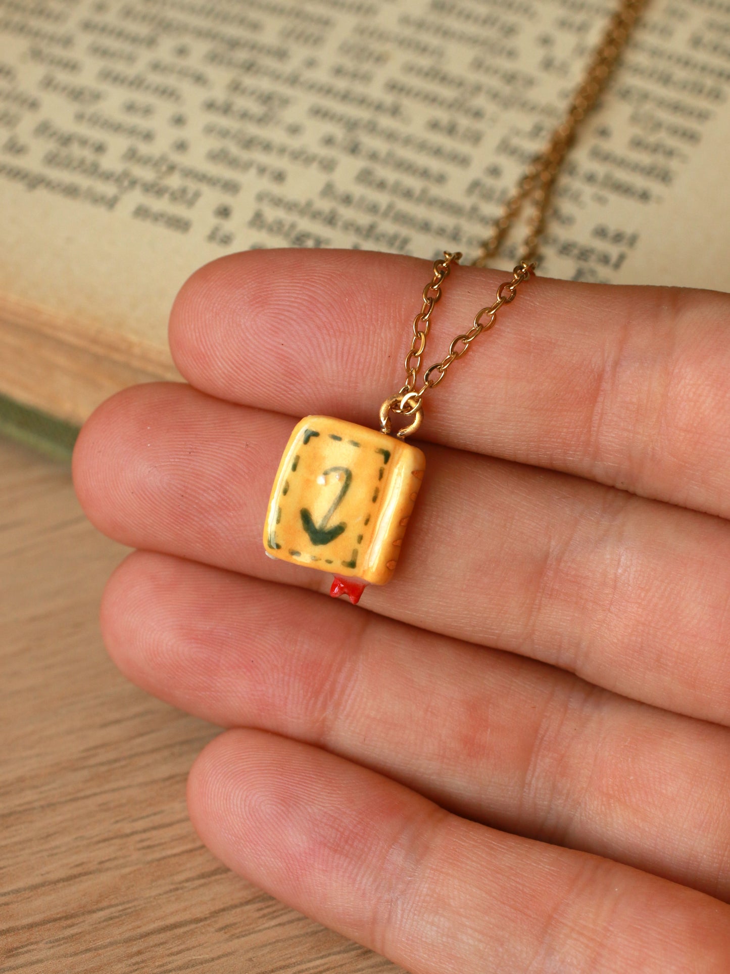 Flower book necklace - Yellow book