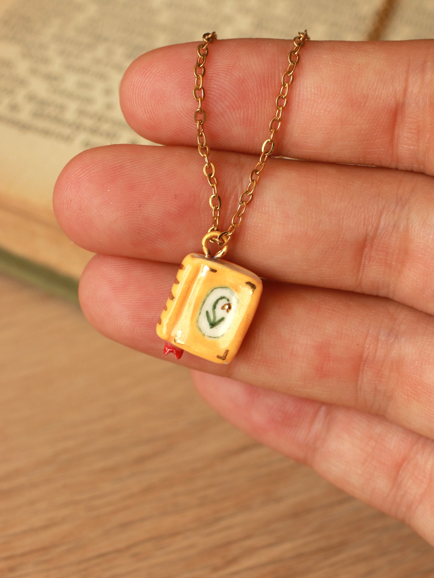 Flower book necklace - Yellow book