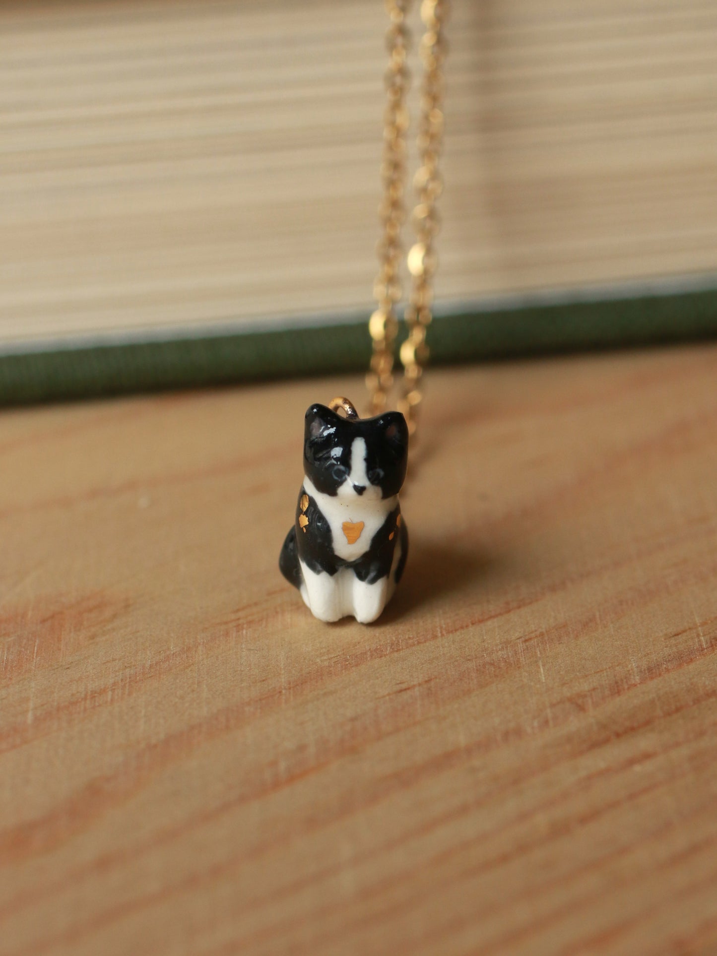 Tuxedo cat necklace