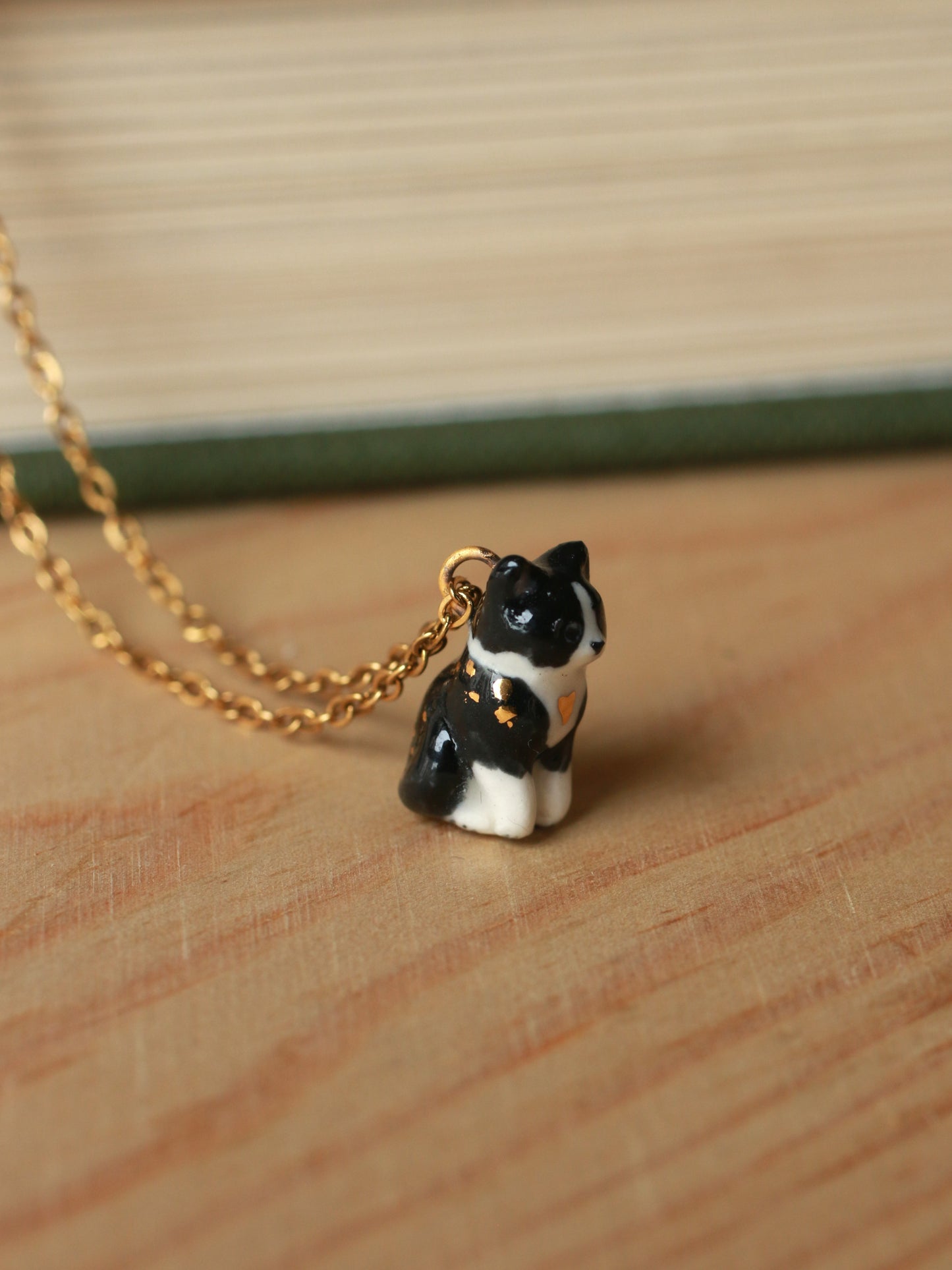 Tuxedo cat necklace