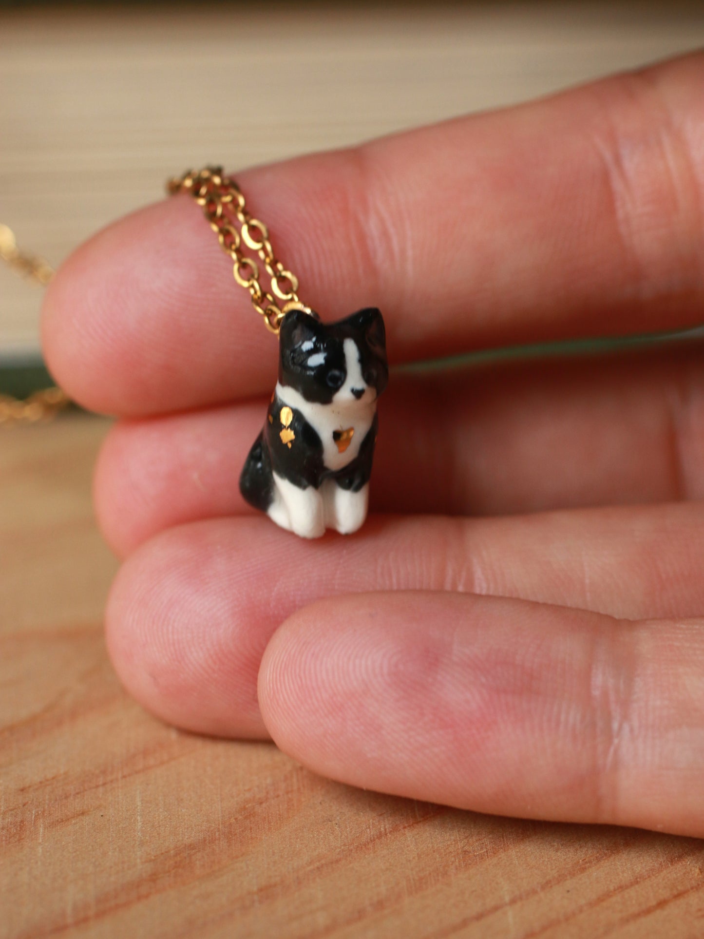 Tuxedo cat necklace