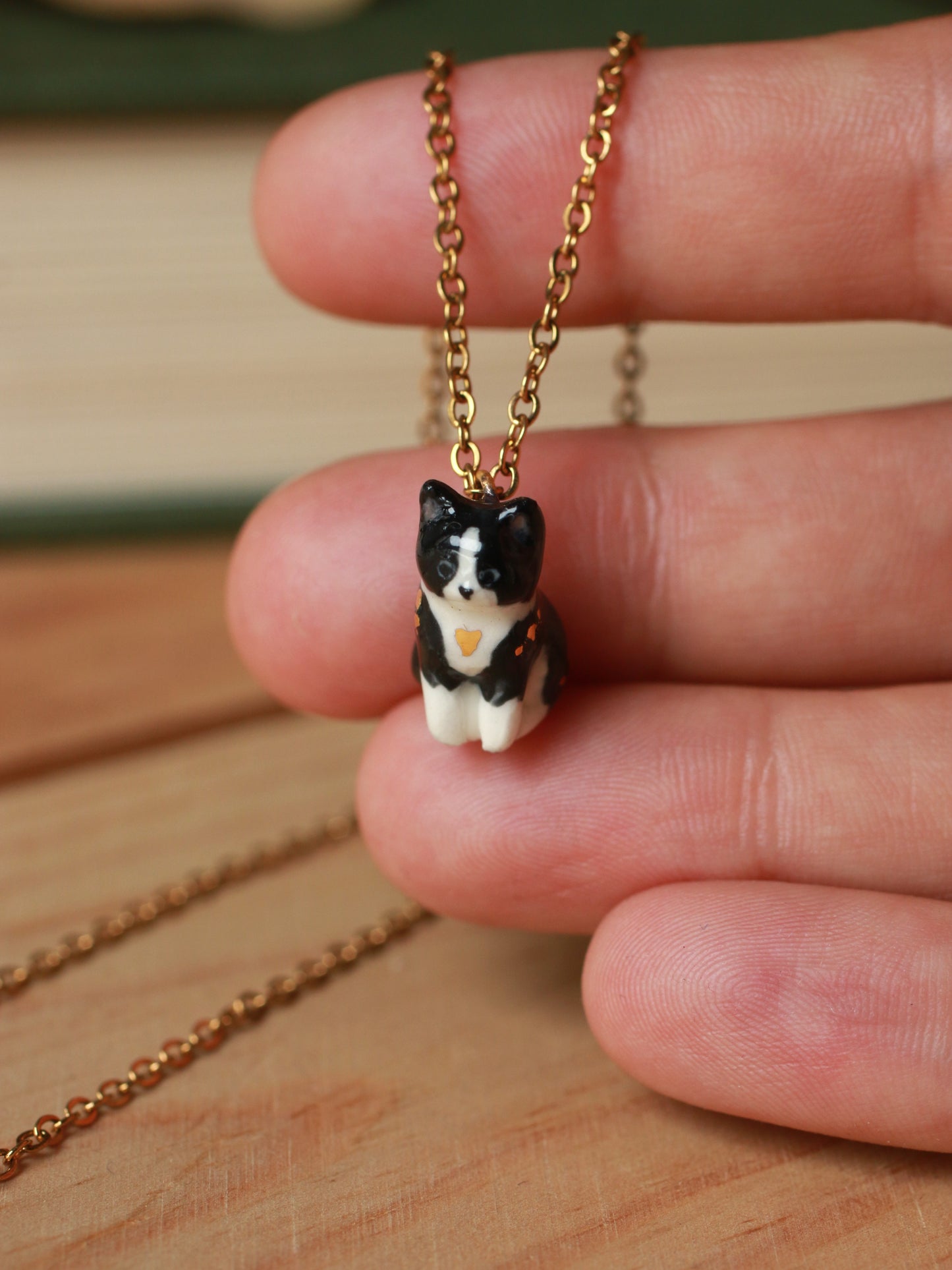 Tuxedo cat necklace