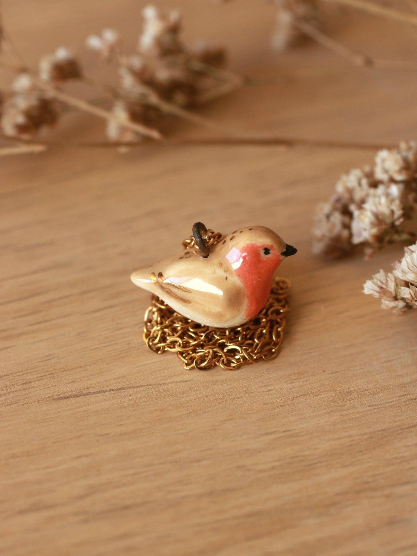 Robin necklace - 22k gold details