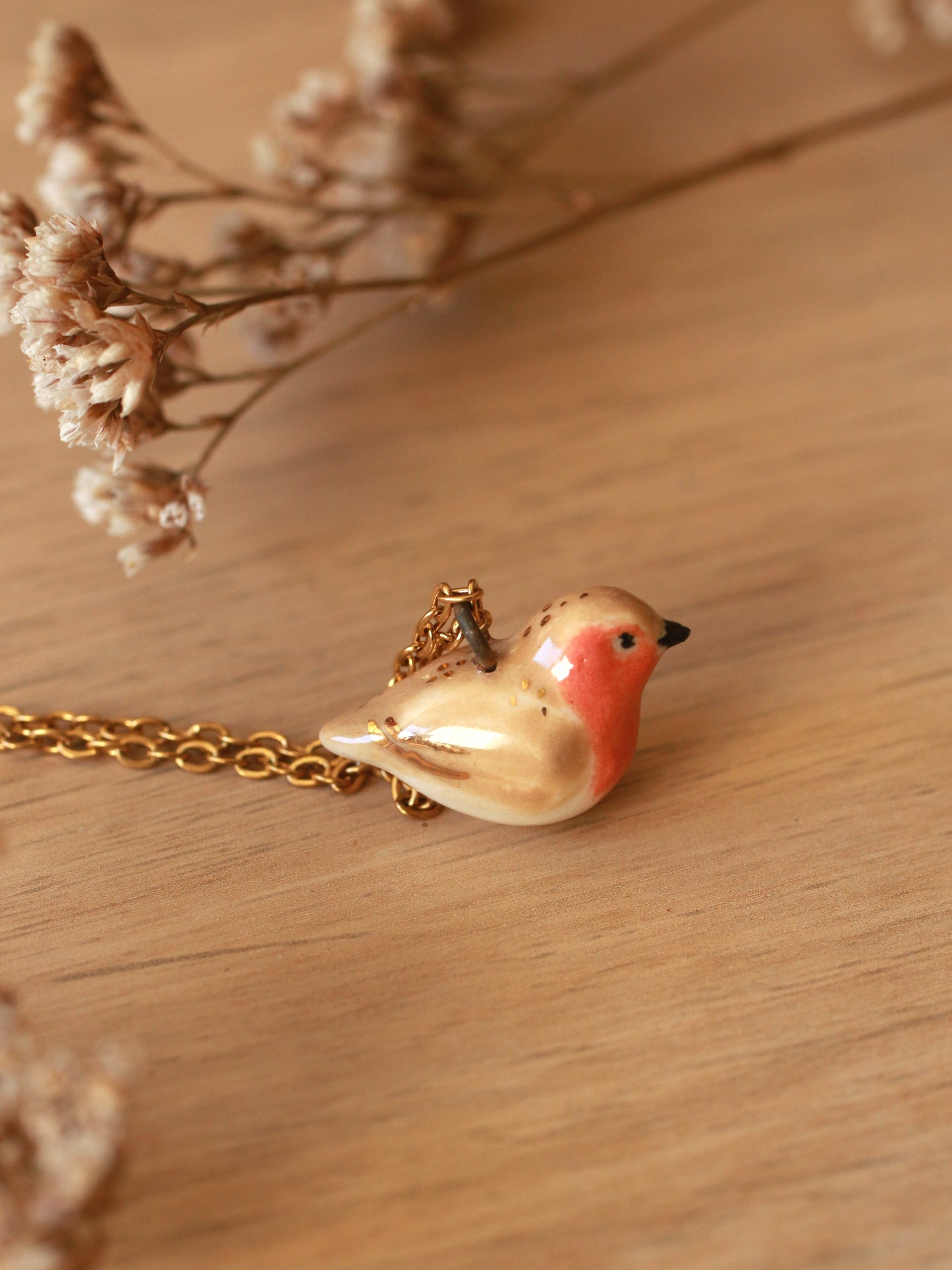 Robin necklace - 22k gold details