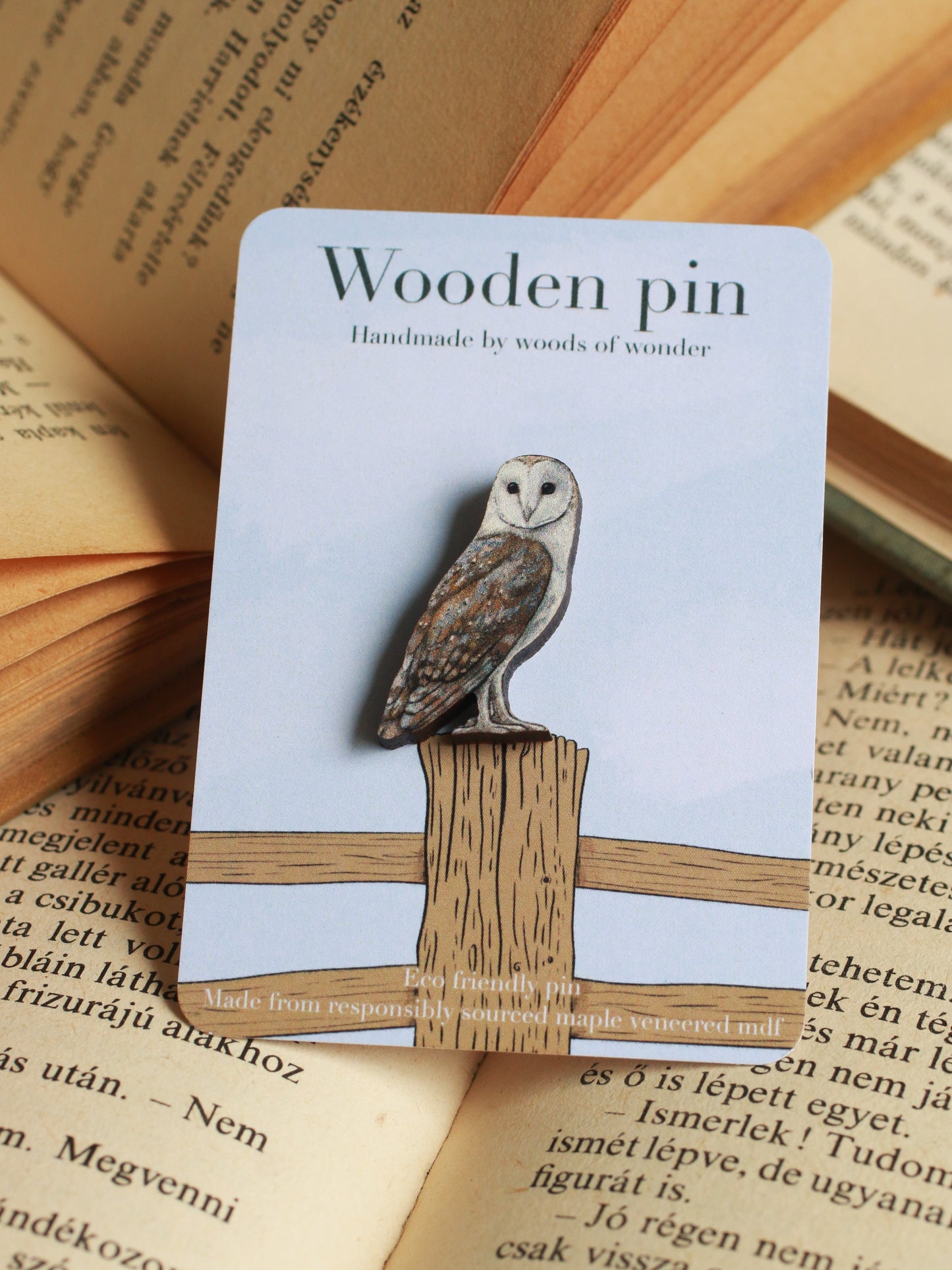 Barn owl pin - wooden pin