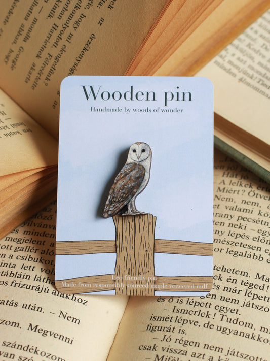 Barn owl pin - wooden pin