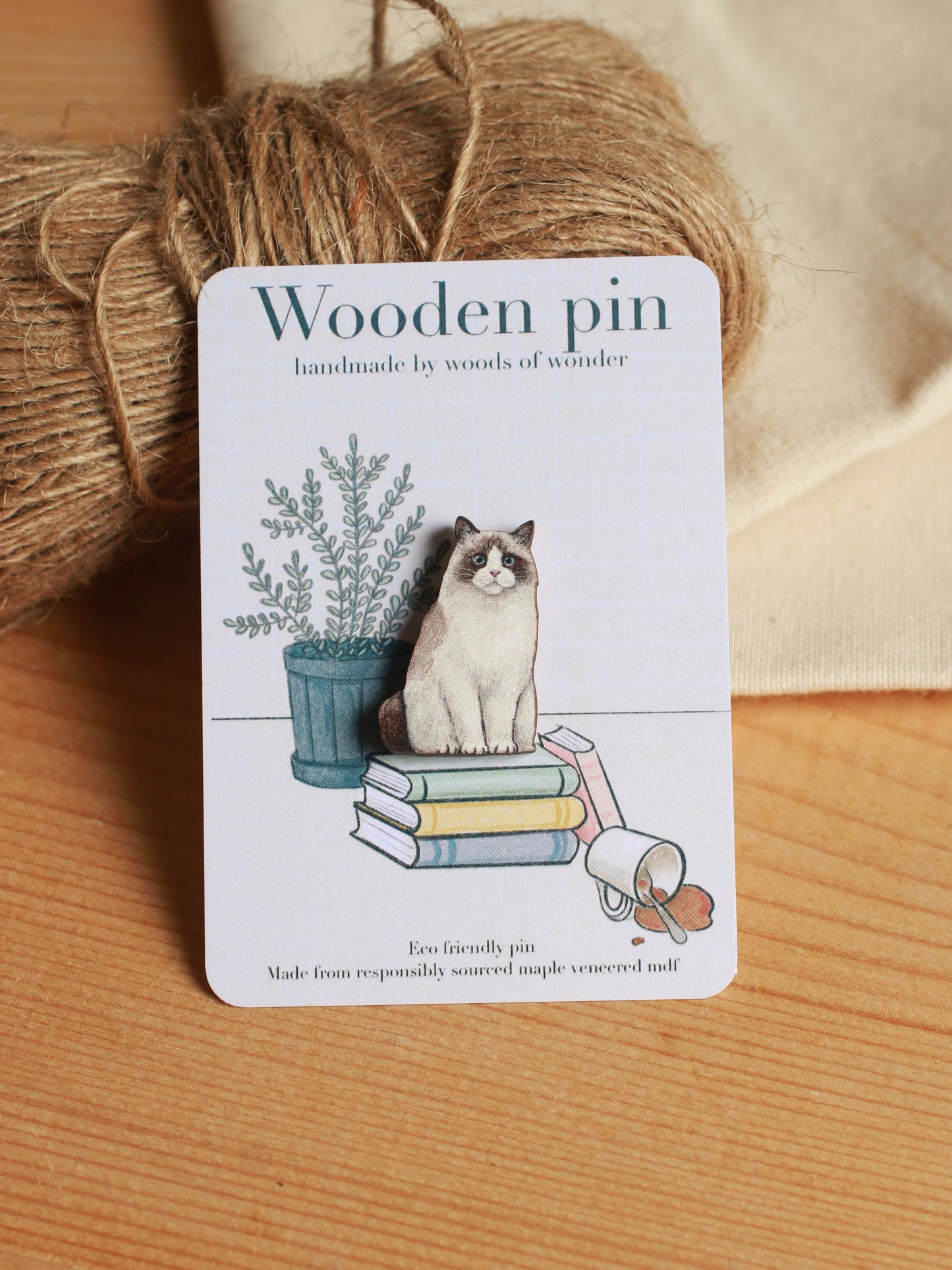 Ragdoll cat pin - wooden pin