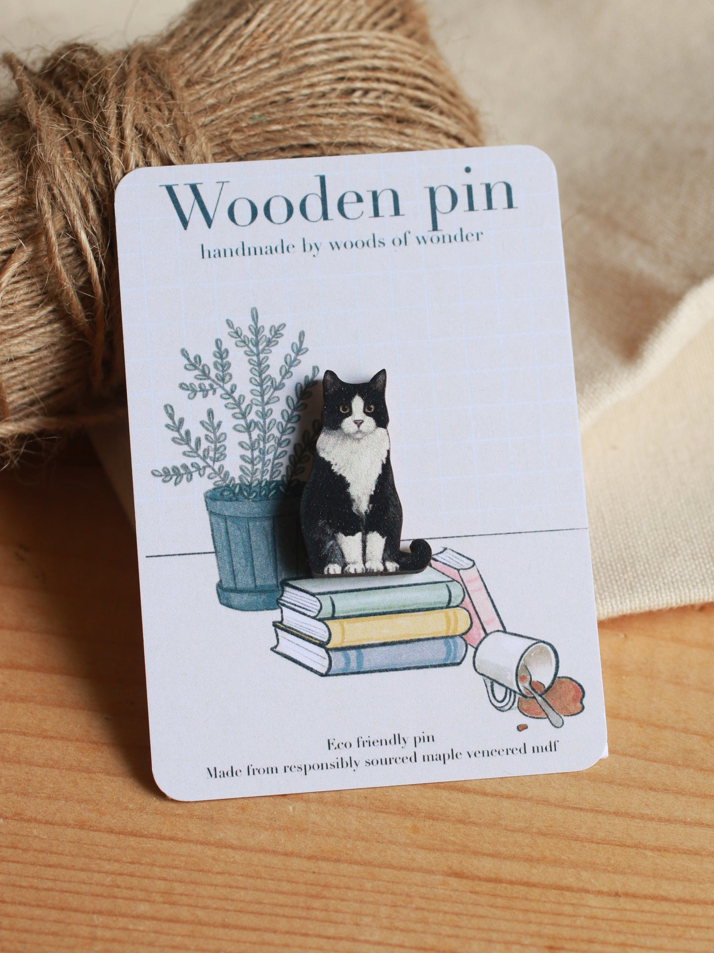 Tuxedo cat pin - wooden pin