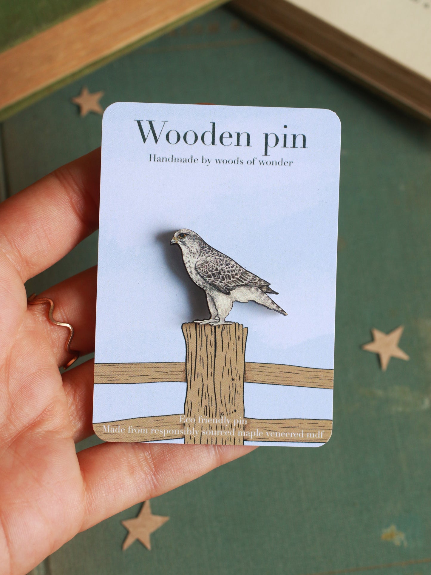 Gryfalcon pin - wooden bird pin