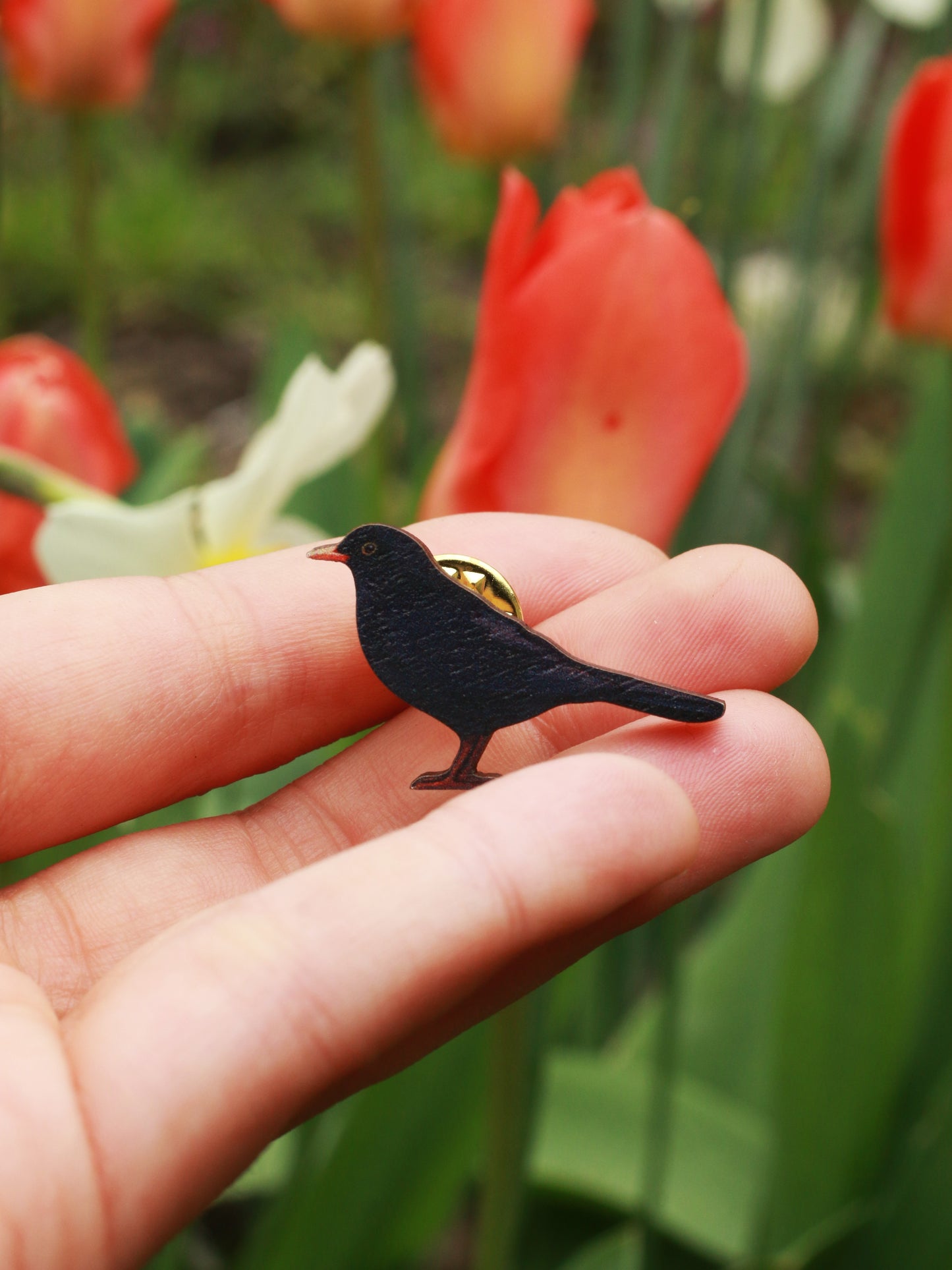 Black bird pin - wooden bird pin