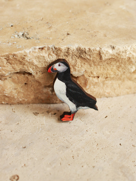 Puffin pin - wooden bird pin